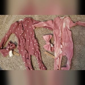 4 piece set Spearmint Baby Zip Footies with matching bows